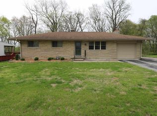 170 Laura Ln, Bloomfield, IN 47424