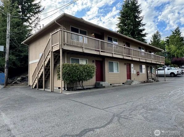 109 W Casino Road, Everett, WA 98204