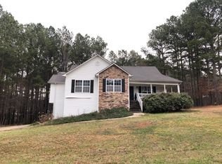 105 Greatwood Dr, White, GA 30184