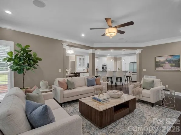 2652 Bedford Pl NW, Concord, NC 28027
