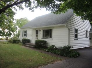 24 Madera Dr, Rochester, NY 14624