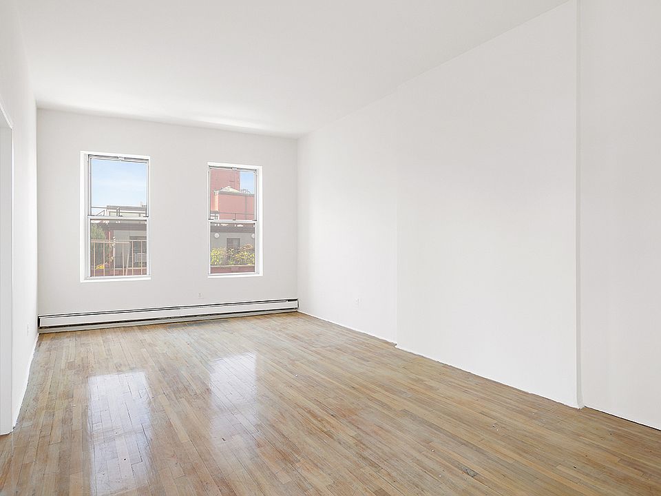 1st image of 11 Prince St APT 6D