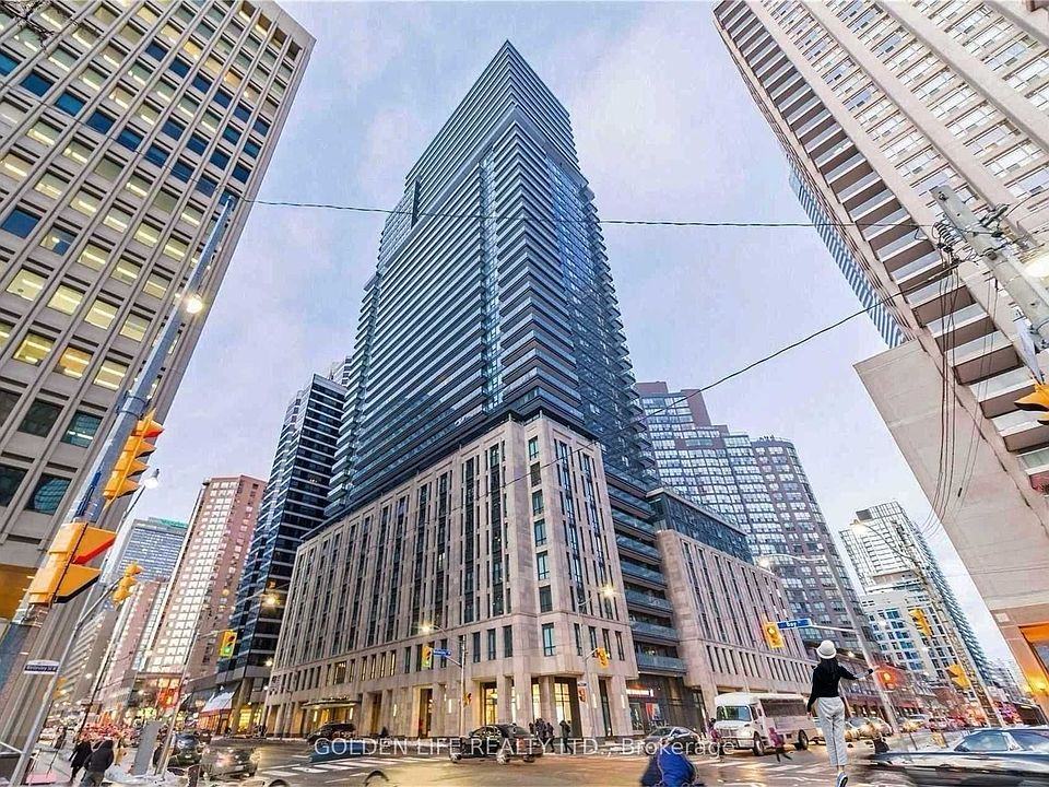 1st image of 955 Bay St #3802