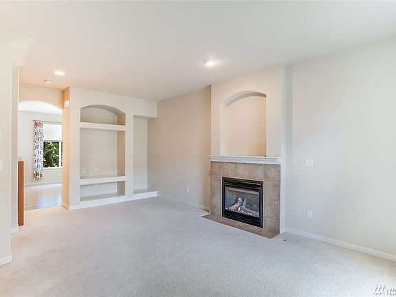 5th image of 7892 148th Ct NE