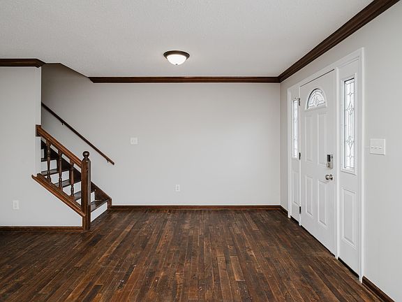 4th image of 2232 Montreat Dr
