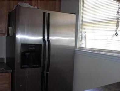 3rd image of 869 Balkin Ct