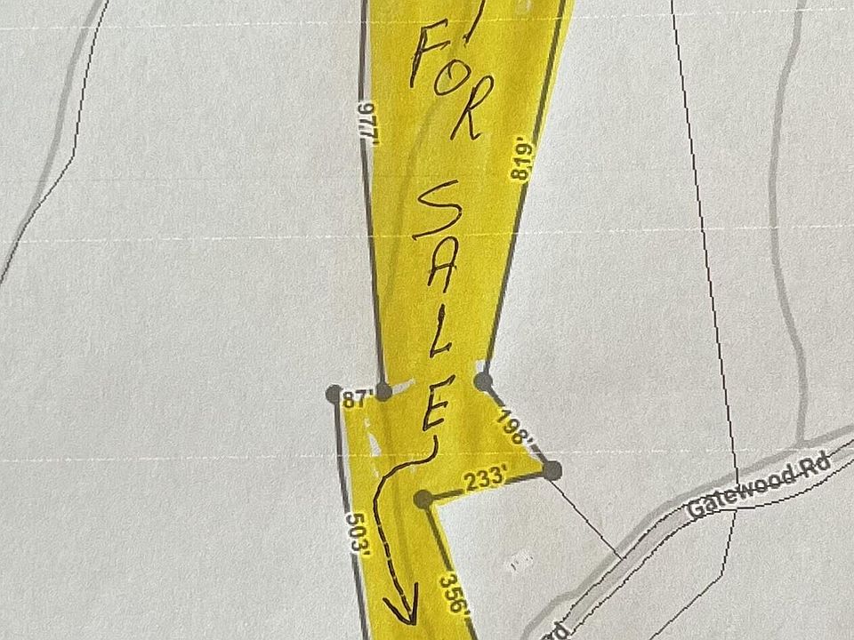 2nd image of 692 Gatewood Rd
