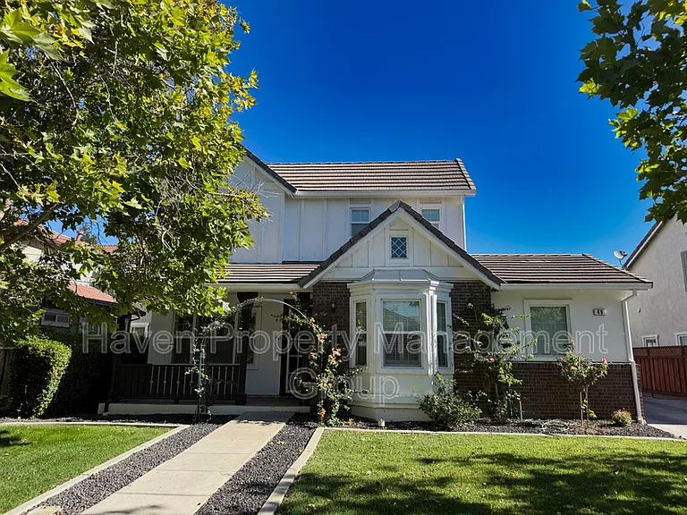 49 E Heritage Dr — Photo 17