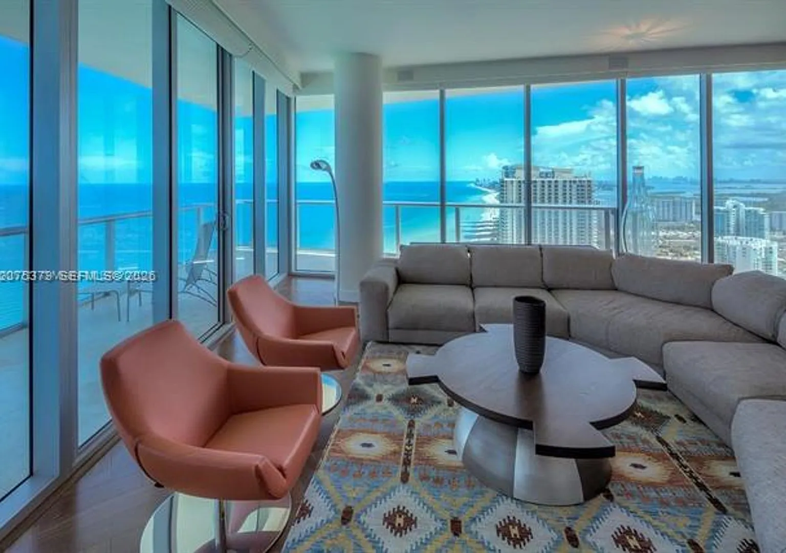 17001 Collins Ave cu-4301, Sunny Isles Beach, FL 33160 — Photo 2