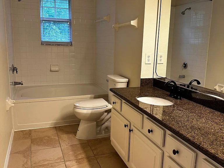 409 Summit Ridge Pl #305 — Photo 12