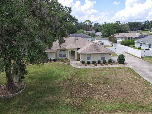 3rd image of 5828 NE 6th Ct