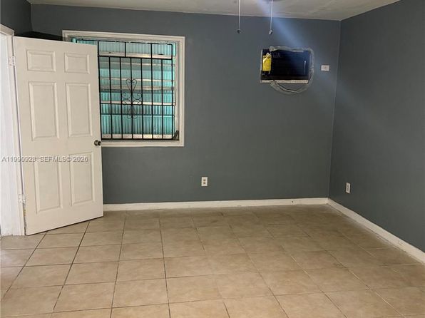1230 NW 180th Ter #1