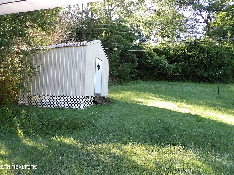 332 Cleveland St — Photo 18