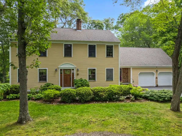 10 Jean Drive, East Lyme, CT 06333