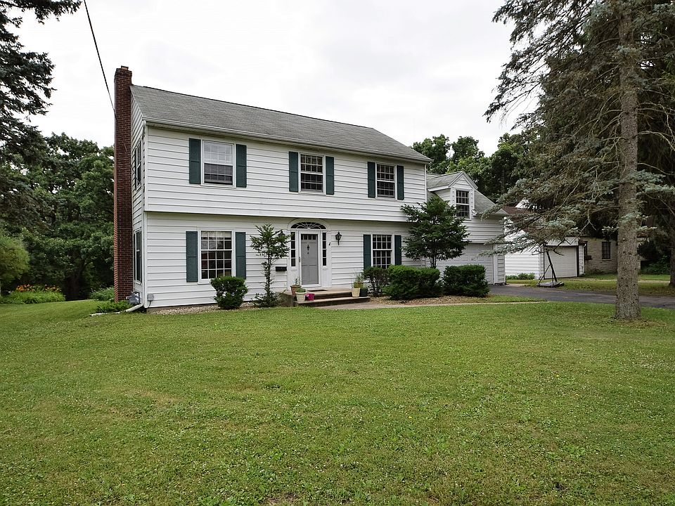 1st image of 1625 Crescent Dr