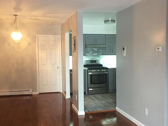 4th image of 8209 135th St