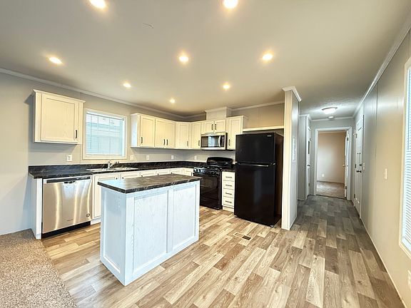 5th image of 38000 Le Chateau Blvd #362