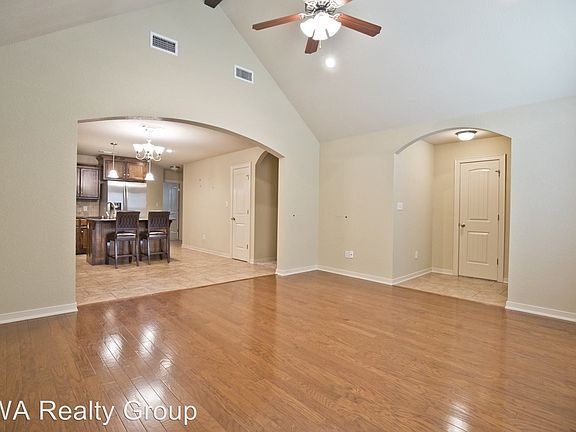 5th image of 3112 SW Hillstone Ave
