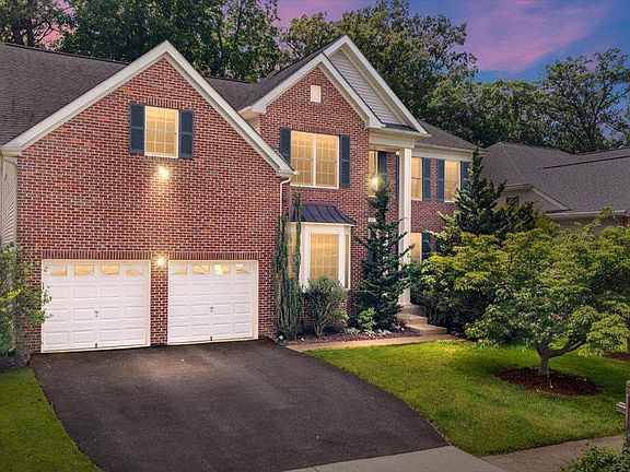 2nd image of 12221 Harbor Town Cir