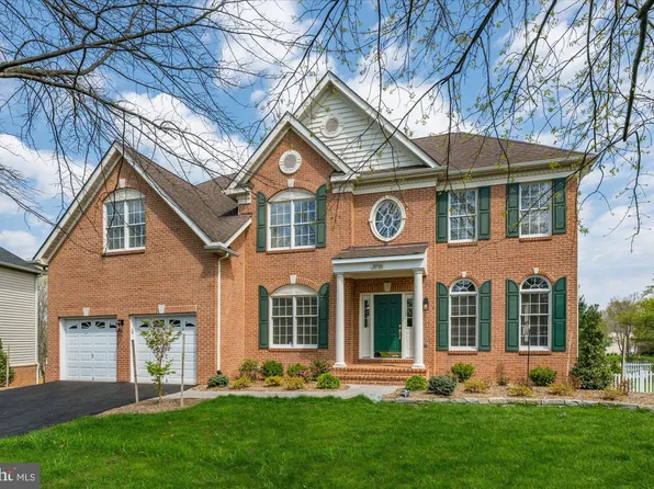 19755 Spyglass Hill Ct, Ashburn, VA 20147