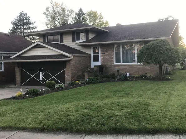 4886 E 49th St, Cuyahoga Heights, OH 44125