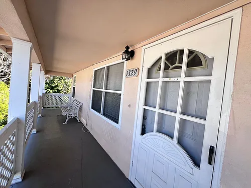 1329 Terrace Ave Photo 1