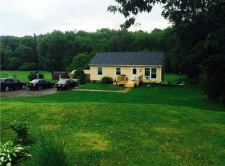 116 Deer Ln, Ellwood City, PA 16117