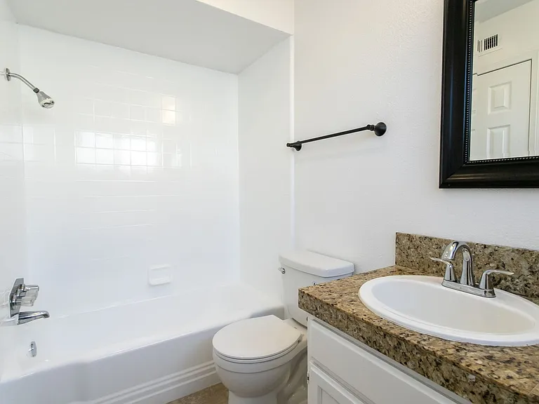 73355 Guadalupe Avenue — Photo 12