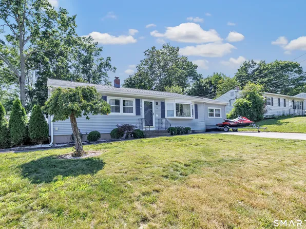 10 Nacca Road, West Haven, CT 06516