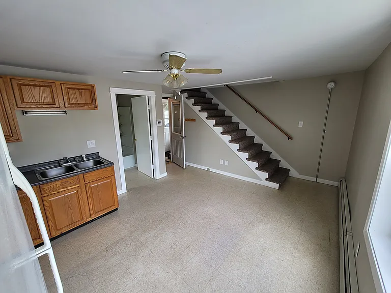93 Market St #101 — Photo 4