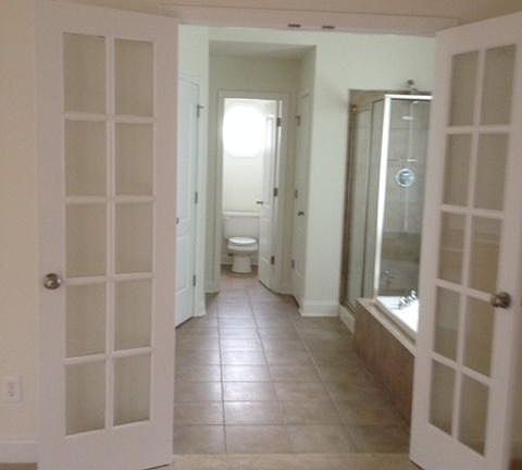 Master Bath/French Doors