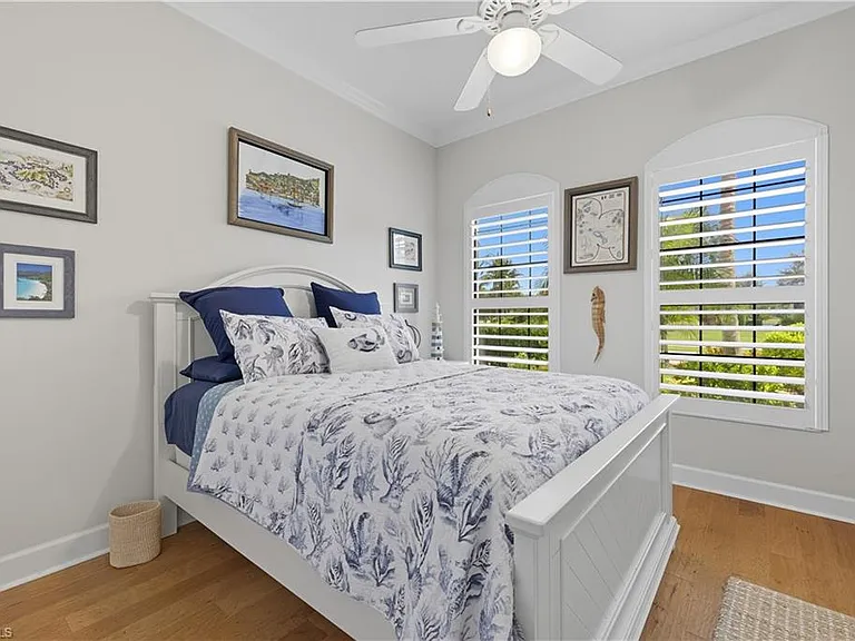 9475 Isla Bella Cir — Photo 21
