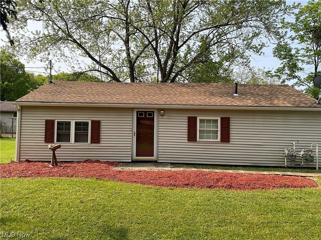 2982 Tibbetts Wick Rd, Girard, OH 44420 Zillow