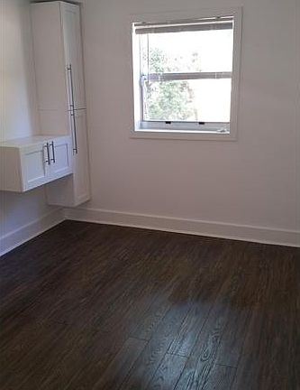 3rd image of 2838 Van Buren St