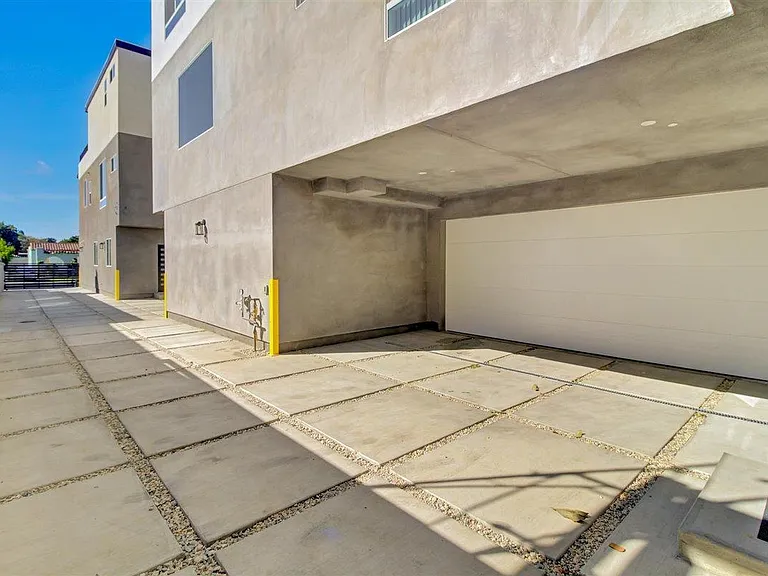3018 West Blvd — Photo 36