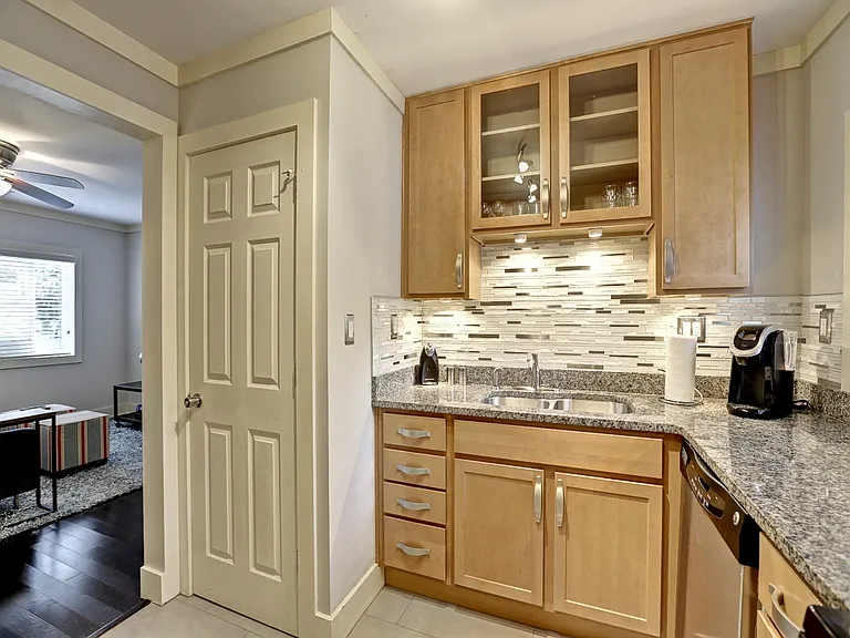 69 Norwood Ave NE #A — Photo 5