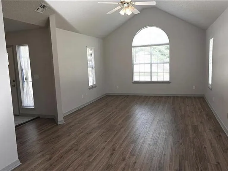 1796 N Salem Rd — Photo 7