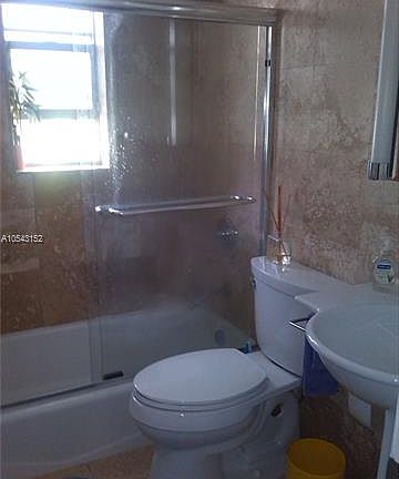 5th image of 1508 Pennsylvania Ave APT 4B