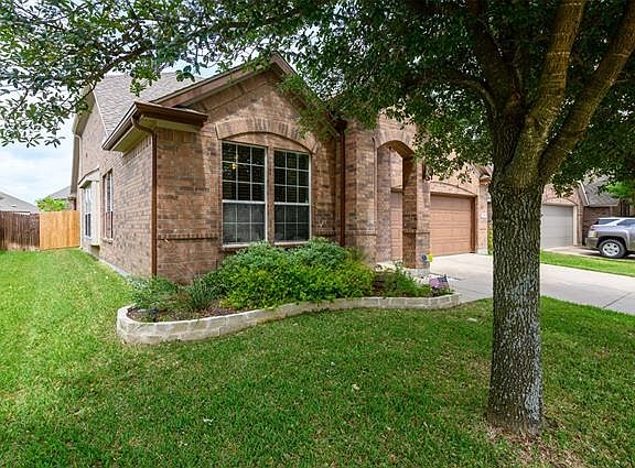 3rd image of 5508 Balmorhea Dr