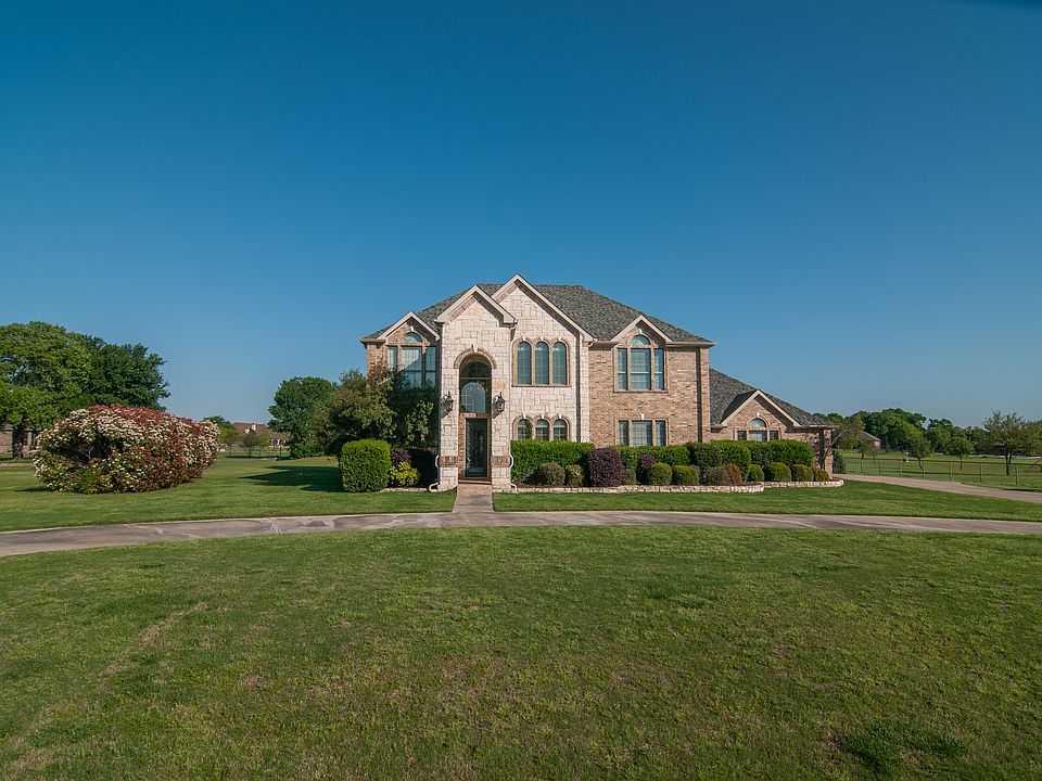 1st image of 538 Cattlebaron Parc Dr