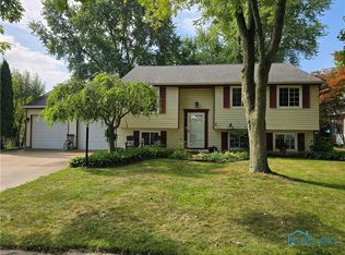6459 Scarsdale Rd, Maumee, OH 43537