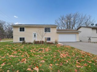 802 9th Ave SW, Forest Lake, MN 55025
