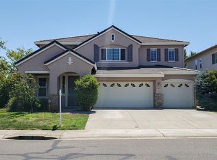 9222 Lamprey Dr, Elk Grove, CA 95624