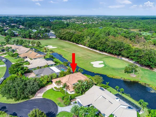 4 McCairn Ct, Palm Beach Gardens, FL 33418