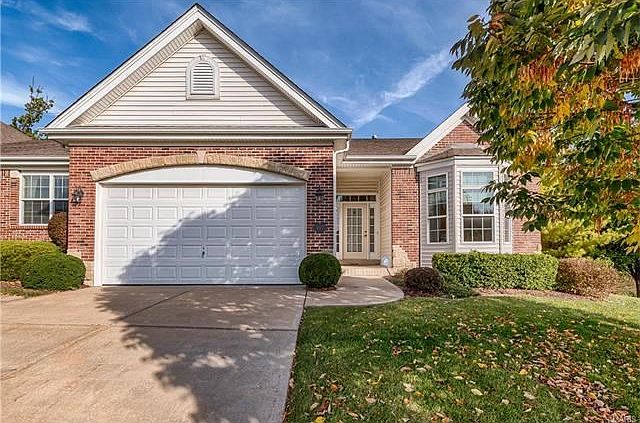 1st image of 107 Lindbergh Place Dr