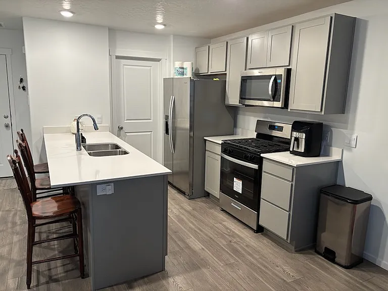 907 E Barrelman Ct #907 — Photo 9