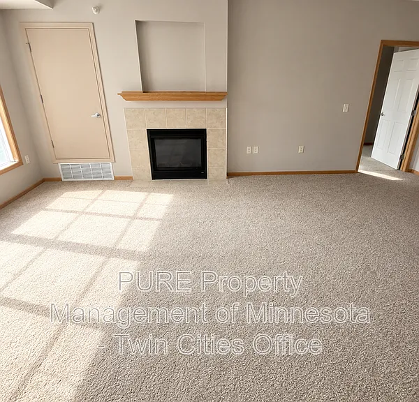 1800 Graham Ave #224 — Photo 4