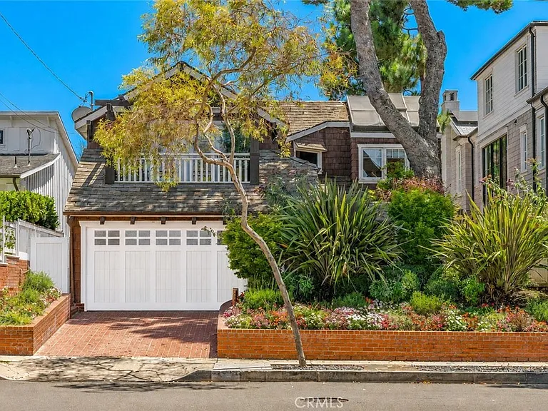 624 Poppy Ave — Photo 1
