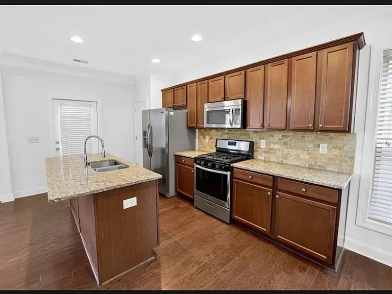 269 Privet Cir — Photo 6