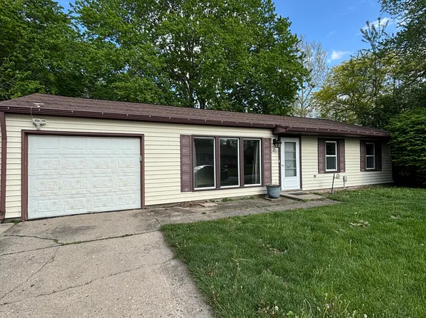 1406 Westfield Dr, Champaign, IL 61821